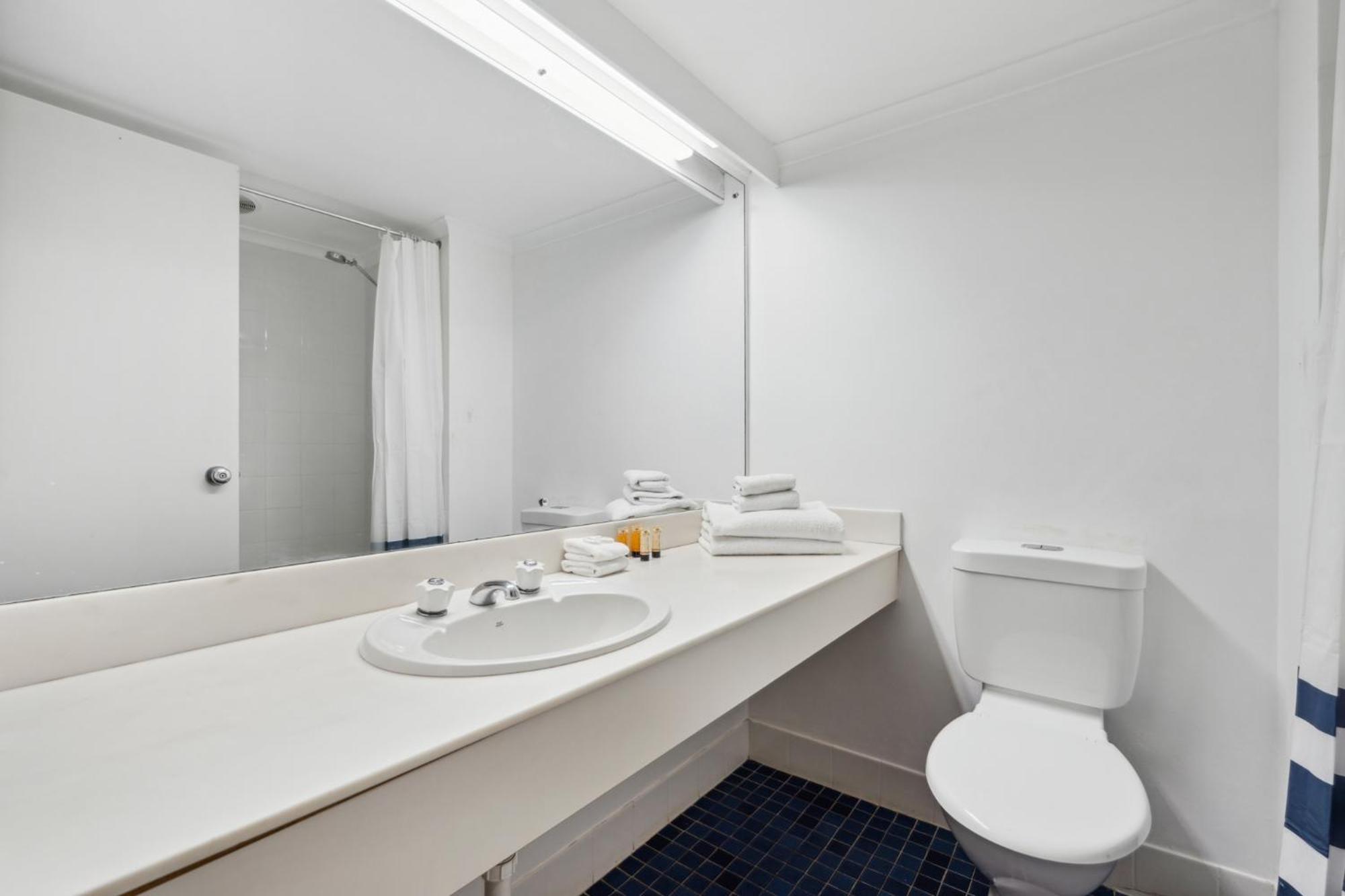 אדלייד Econo Lodge Dockside Glenelg מראה חיצוני תמונה
